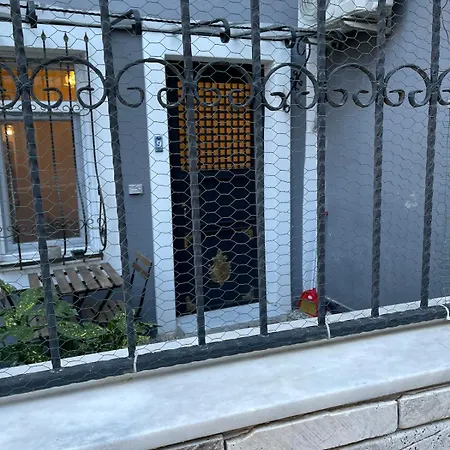 Lägenhet Ozcans Pera Flats 9 *